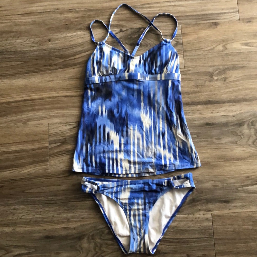 Athleta blue and white tankini set